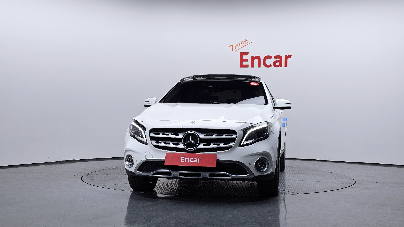 car Mercedes Benz GLA id73165 photo #3