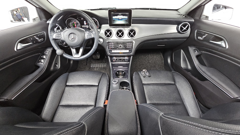 car Mercedes Benz GLA id73165 photo #7