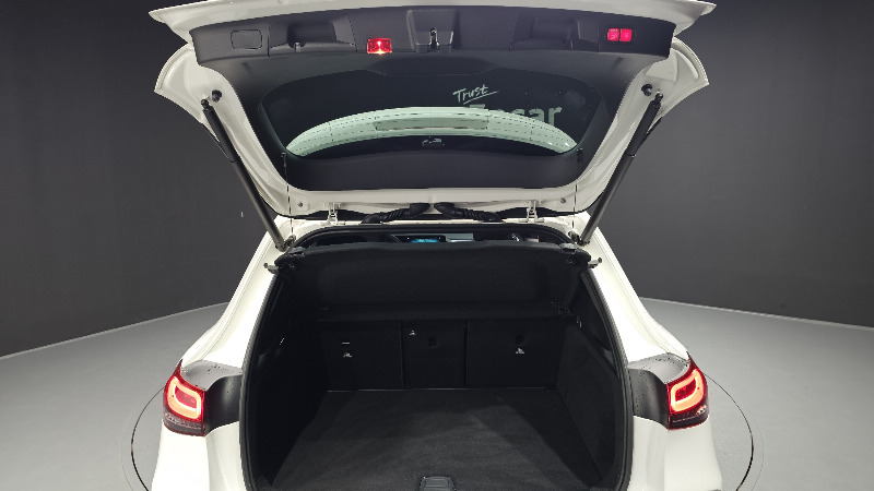 car Mercedes Benz GLA id73169 photo #20