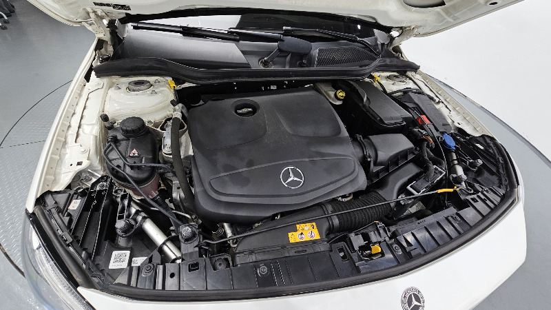 car Mercedes Benz GLA id73171 photo #6
