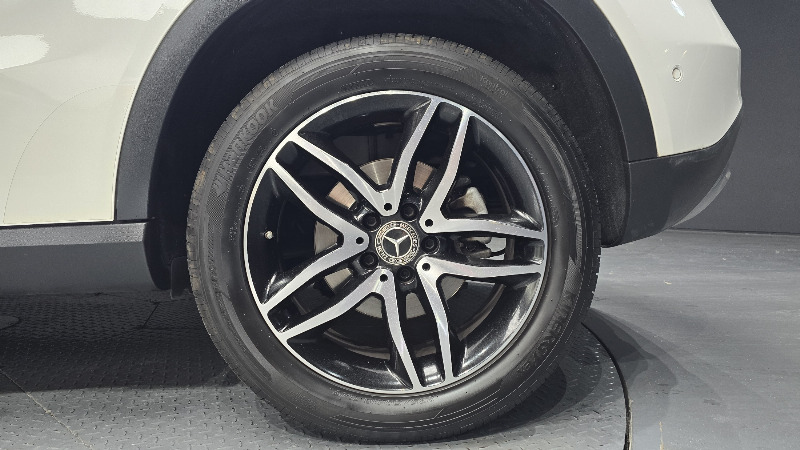 car Mercedes Benz GLA id73175 photo #21