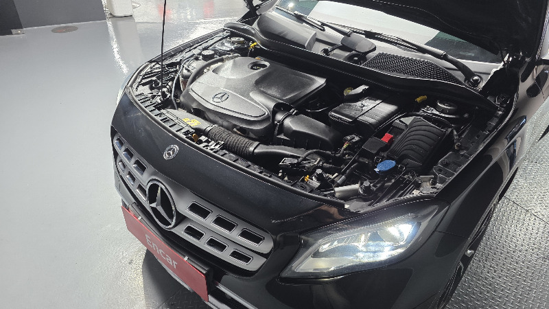 car Mercedes Benz GLA id73185 photo #6