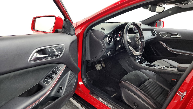 car Mercedes Benz GLA id73193 photo #10