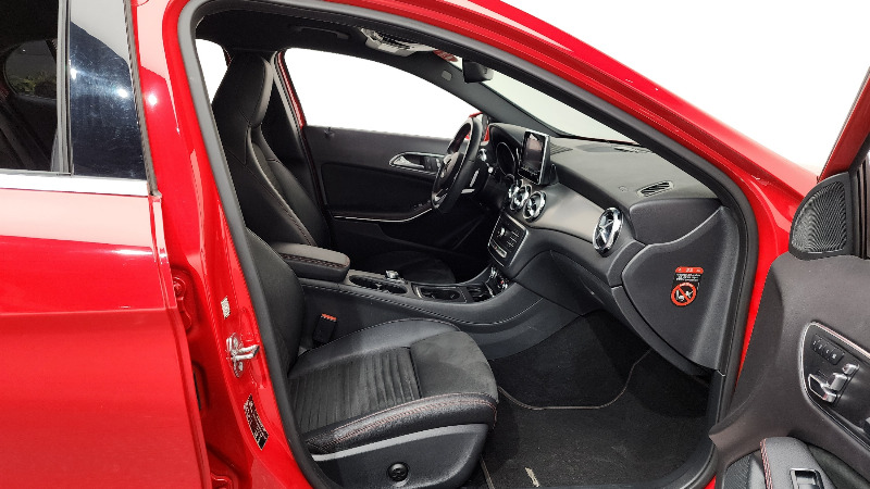 car Mercedes Benz GLA id73193 photo #26