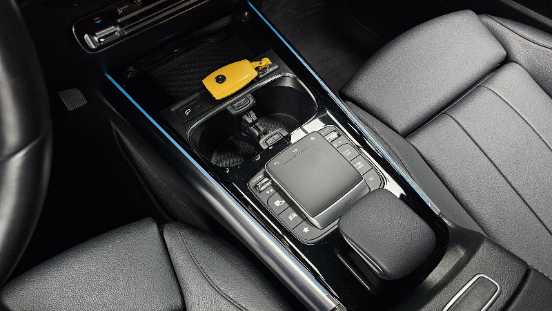 car Mercedes Benz GLA id73196 photo #9