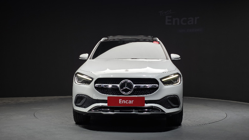 car Mercedes Benz GLA id73200 photo #3