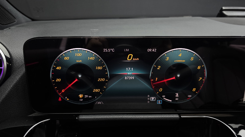 car Mercedes Benz GLA id73200 photo #8