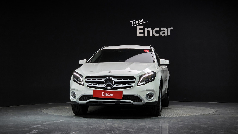 car Mercedes Benz GLA id73205 photo #3