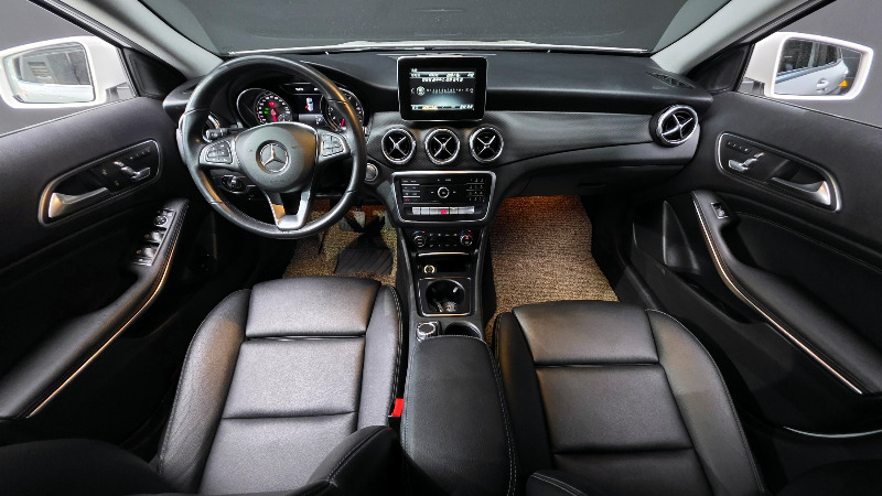 car Mercedes Benz GLA id73205 photo #7