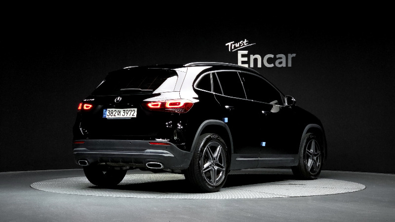 car Mercedes Benz GLA id73220 photo #2