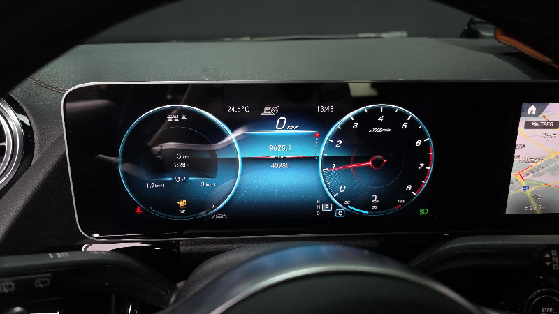car Mercedes Benz GLA id73220 photo #8