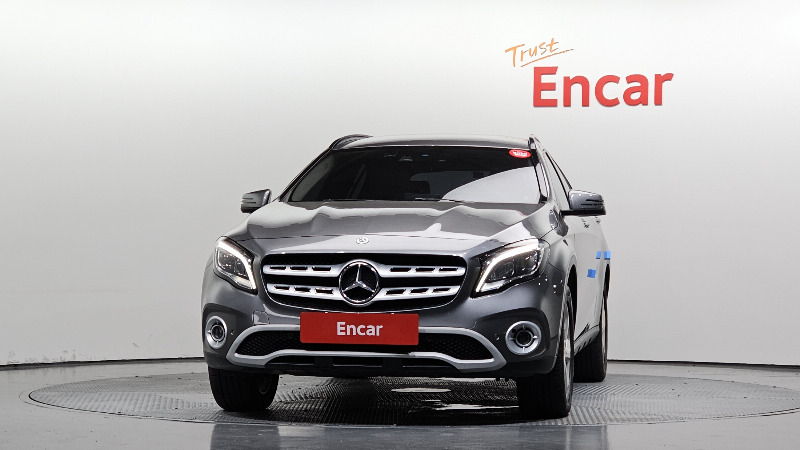 car Mercedes Benz GLA id73221 photo #3