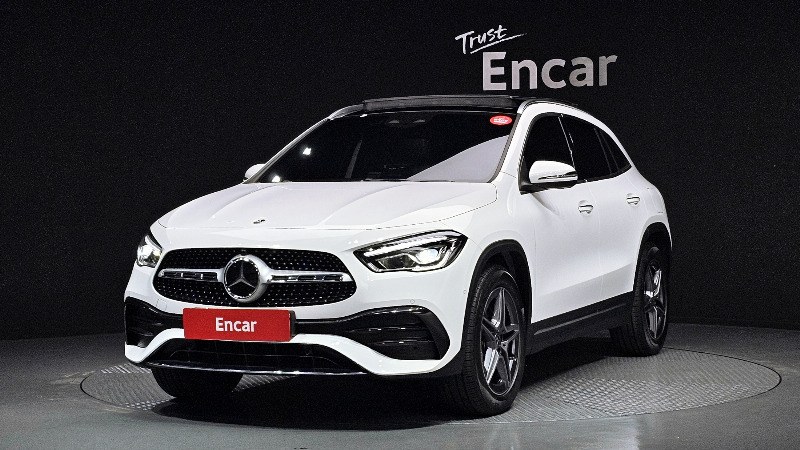 car Mercedes Benz GLA id73225 main photo