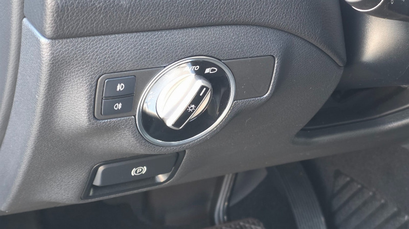 car Mercedes Benz GLA id73227 photo #16