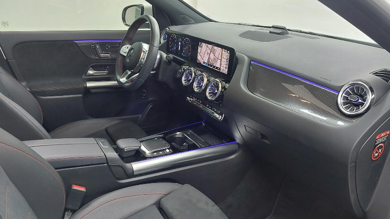 car Mercedes Benz GLA id73231 photo #9