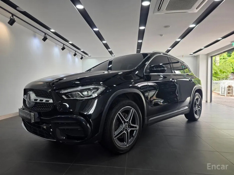 car Mercedes Benz GLA id73237 main photo
