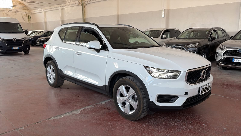 car Volvo XC40 id73268 main photo