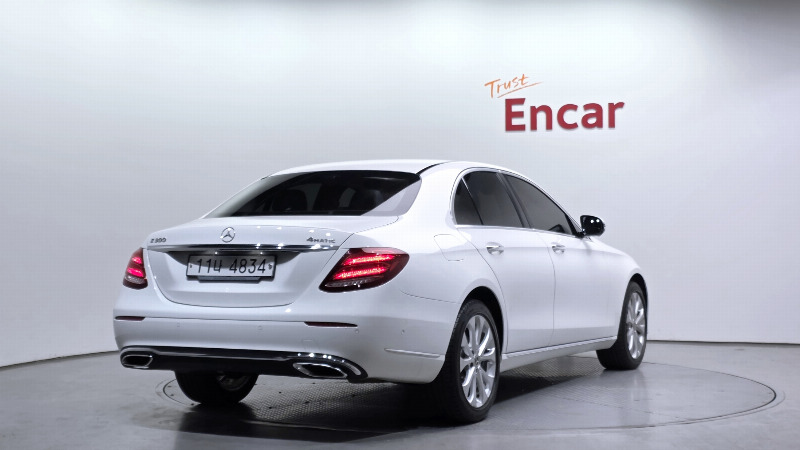 car Mercedes Benz E Class id73387 photo #2