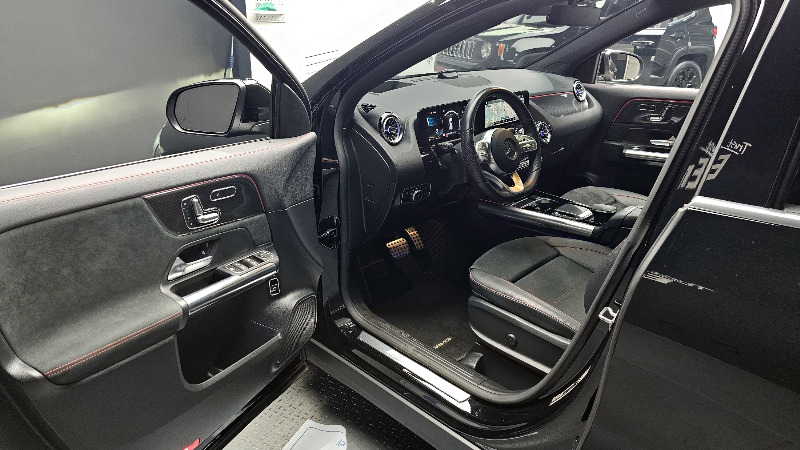 car Mercedes Benz GLA id73448 photo #10