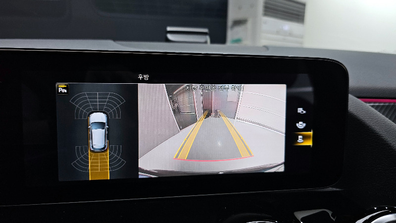 car Mercedes Benz GLA id73448 photo #15