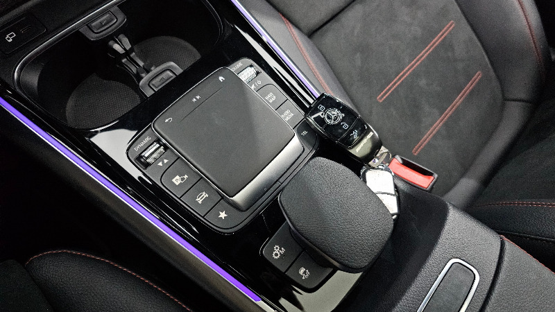 car Mercedes Benz GLA id73448 photo #18