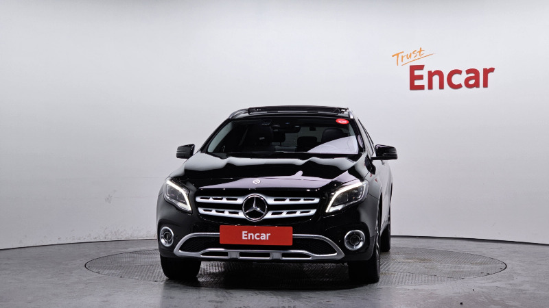 car Mercedes Benz GLA id73449 photo #3