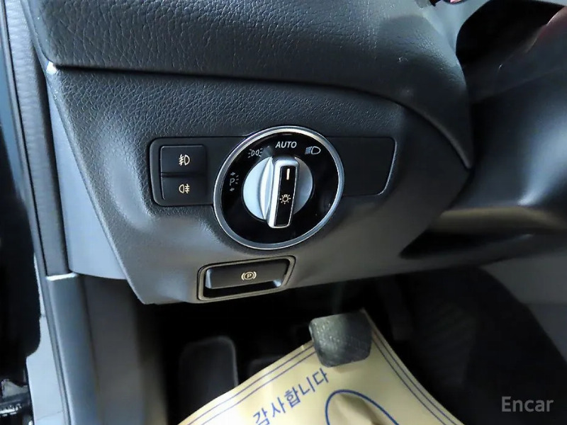 car Mercedes Benz GLA id73452 photo #17