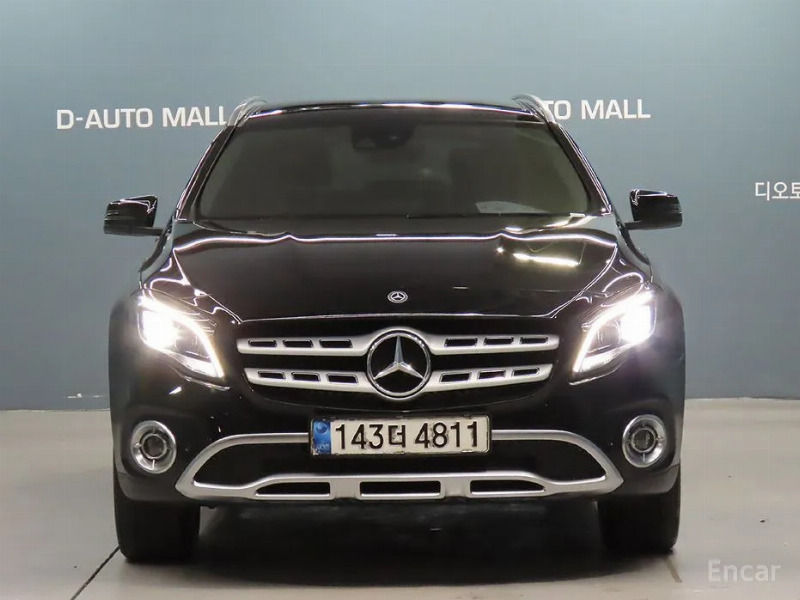 car Mercedes Benz GLA id73452 photo #3