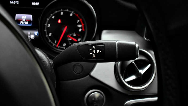 car Mercedes Benz GLA id73455 photo #9
