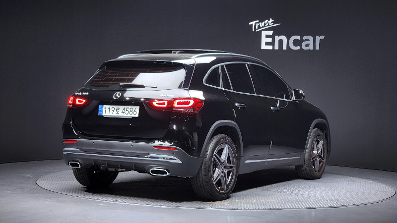 car Mercedes Benz GLA id73457 photo #2