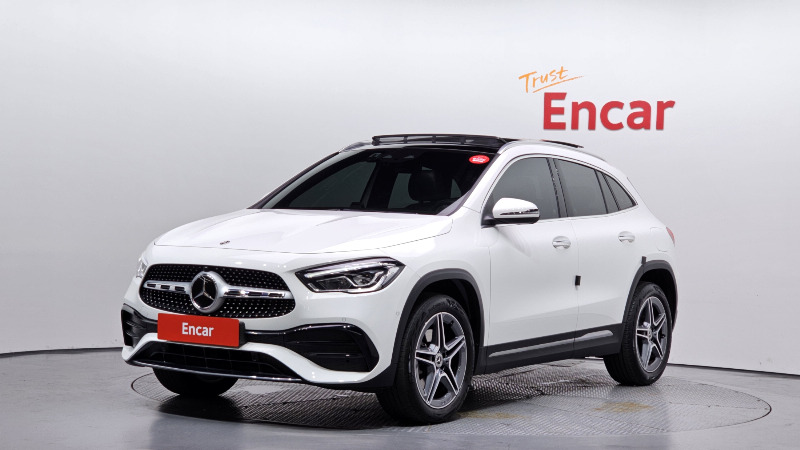 car Mercedes Benz GLA id73458 main photo