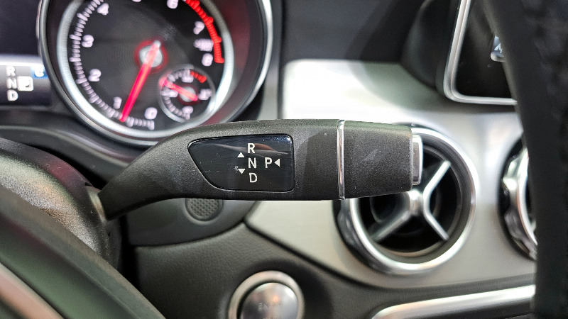 car Mercedes Benz GLA id73465 photo #9