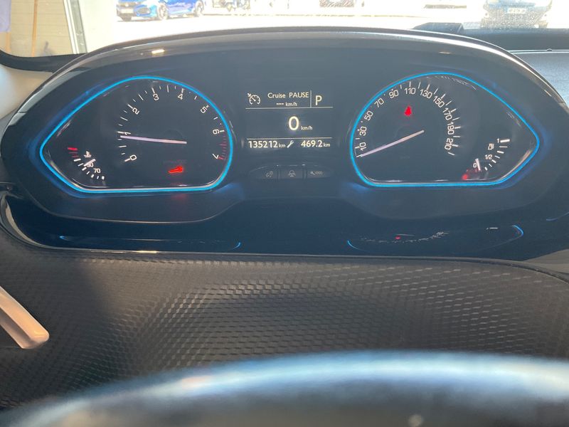 car Peugeot 2008 id73530 photo #13