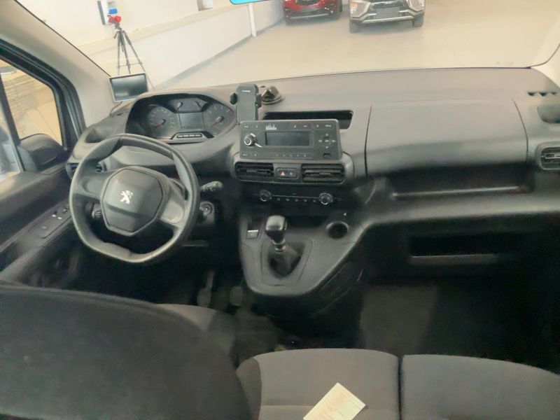car Peugeot Partner id73577 photo #12