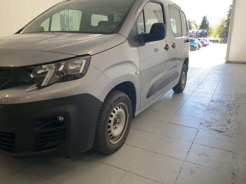 car Peugeot Partner id73577 photo #2