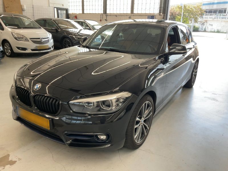 car BMW 1 Series id73667 main photo