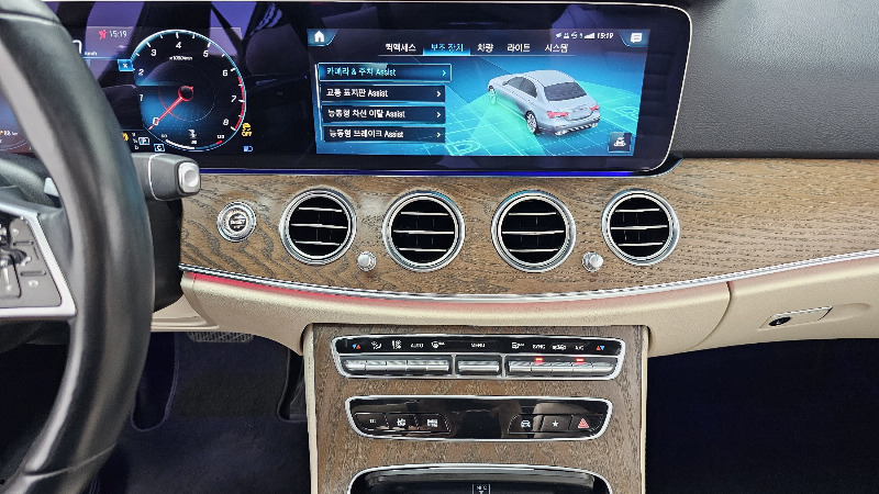 car Mercedes Benz E Class id73785 photo #14