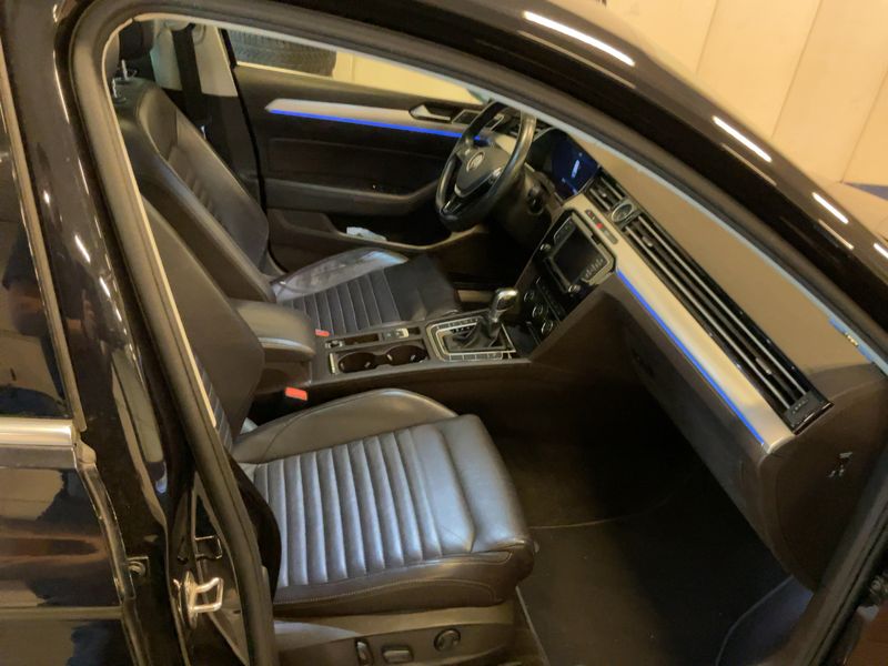car Volkswagen Passat id73809 photo #11