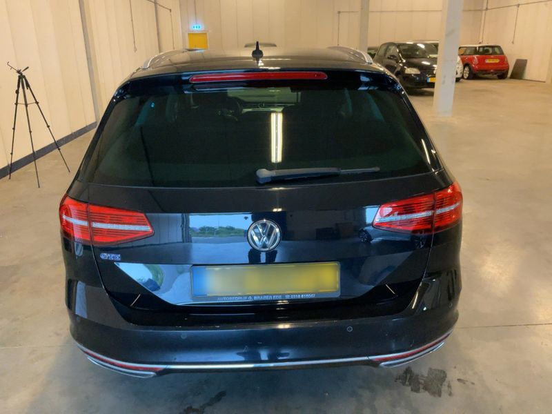 car Volkswagen Passat id73809 photo #5