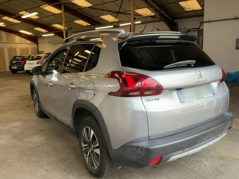 car Peugeot 2008 id73846 photo #3