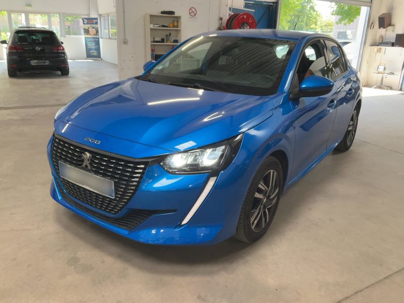 car Peugeot 208 id73848 main photo