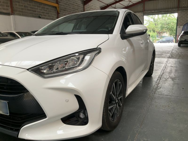 car Toyota Yaris id73875 photo #2