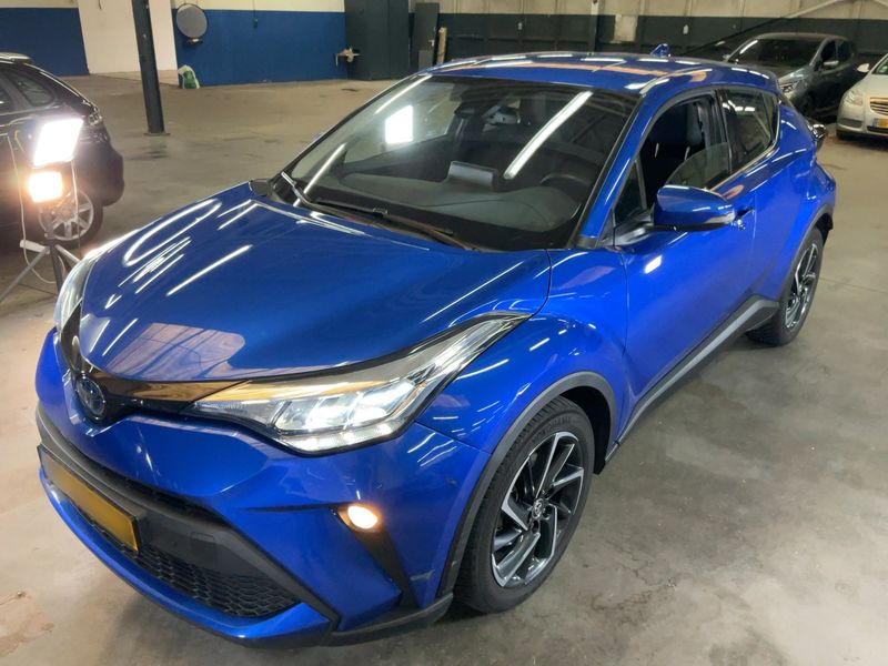 car Toyota C-HR id74090 main photo