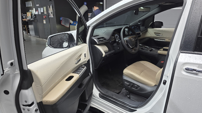 car Toyota Sienna id74097 photo #10