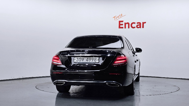 car Mercedes Benz E Class id74112 photo #4