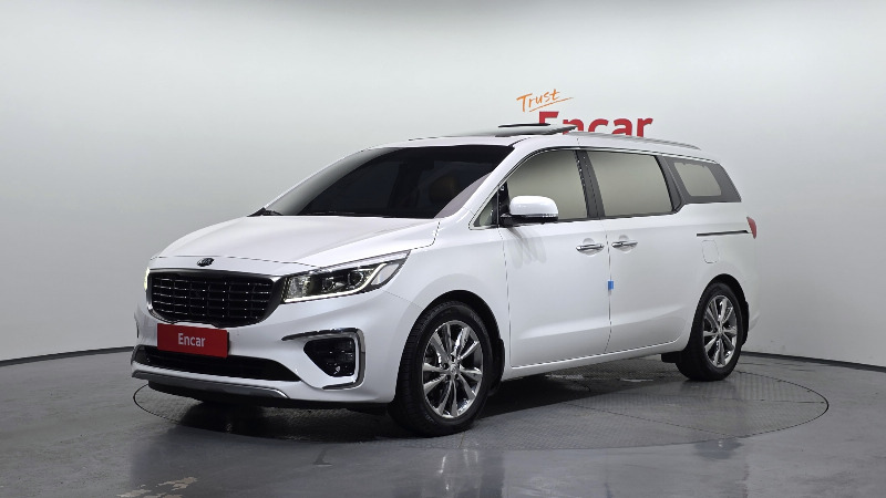car KIA Carnival id74202 main photo