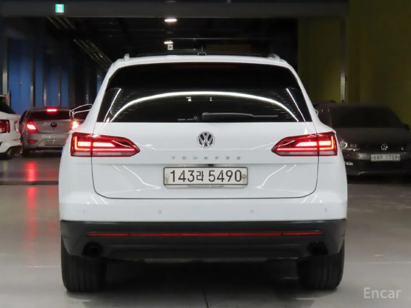 car Volkswagen Touareg id74232 photo #4
