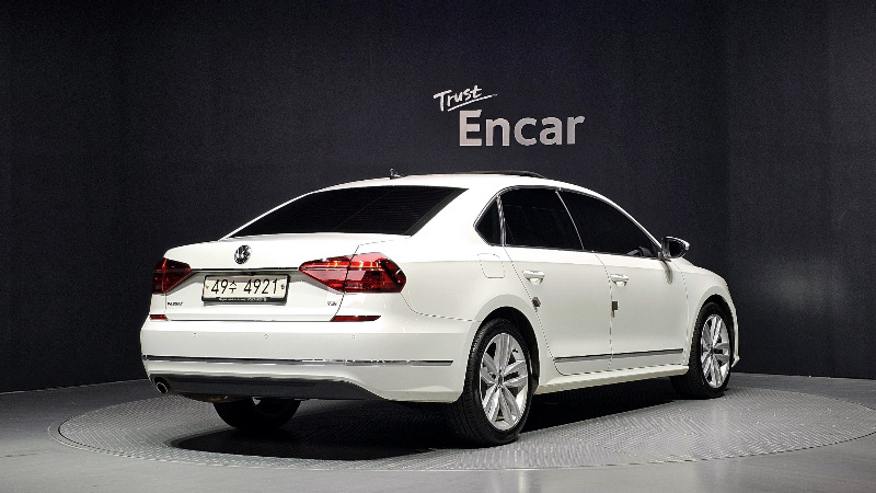 car Volkswagen Passat id74242 photo #2