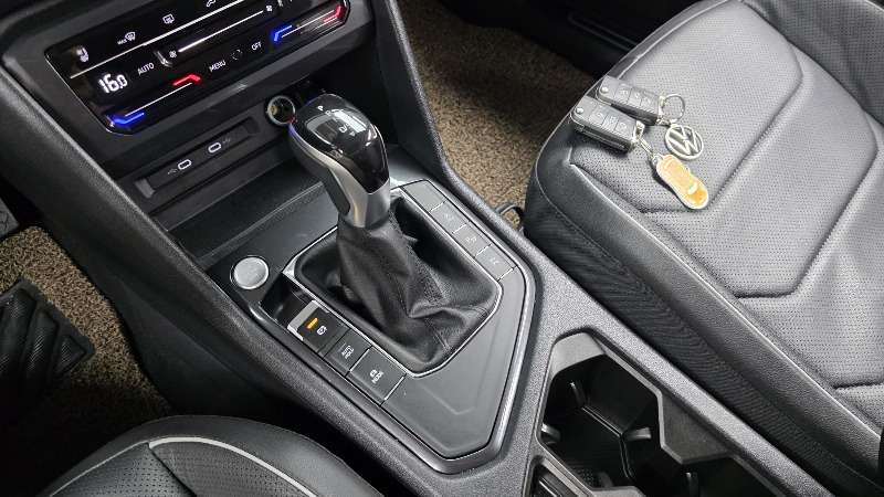 car Volkswagen Tiguan id74253 photo #9