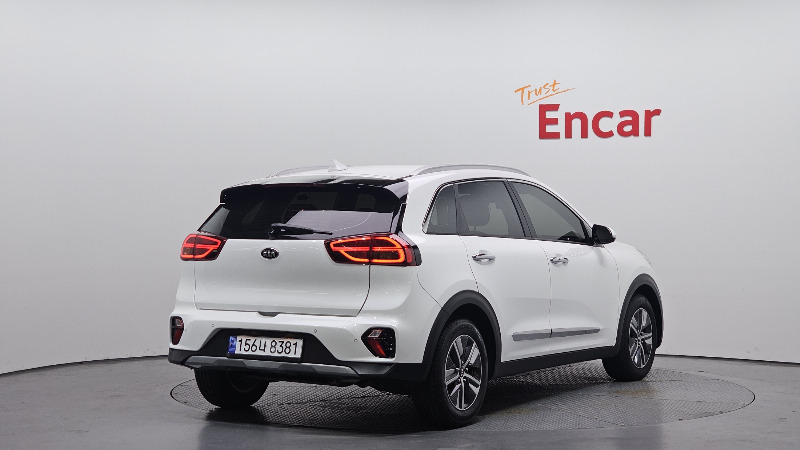 car KIA Niro id74633 photo #2